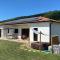 Villa jacuzzi, terrain de pétanque et aire de jeux vue sur les Pyrénées - Seilhan