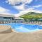 Cozy Lincoln Condo about 1 Mi to Loon Mountain!