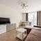 Metro Kondratowicza Spacious Apartment