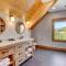 Custom Luxury Home I Hot Tub I Great Views I Best Price I FREE Adventures Daily - Fraser