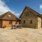 Parkfields Barns Self Catering Accommodation - Buckingham