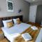 Falcon Boutique Hotel