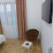 Water Lily Apartment Studio 2 free parking- self check-in - Орадя