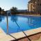 Studio de un solo ambiente con Terraza y piscina y