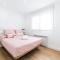 Trendy and Bright Apartment - Granada Trendy and Bright Apartment - Granada