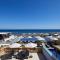 Sea Breeze Santorini Beach Resort, Curio By Hilton - 佩里沃罗