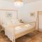 AZALEA - Modern studio with sea view - Galatas