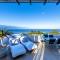 Penthouse 230m2 on the Sea