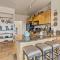Close to Fresh Creek! Sleeps 12 ~ Amazing Views w/Serene Open Space ~ Hot Tub + Game Room ~ Trails outside - Sedona