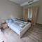 Öt Fenyő Apartmanház - Siófok