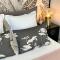 VILLA DE LA LUZ Luxury Guesthouse