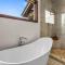 Bend Luxury Escape!