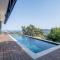 Architect-Designed House Heated Pool and Sea View - ماندوليو لا نابول