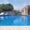 Apartments Chipo