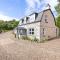 Exceptional cottage with parking - Blairgowrie