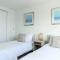 Tides - Beach front apartment in Bracklesham Bay - شيشستر