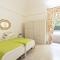 Villa Manfredi con Piscina by Wonderful Italy