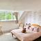 Red House Cottage - peaceful - views - walks