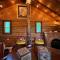 Li'l Ranch - Nature Lovers Retreat TEX MEX Log home - Wiarton