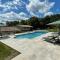 Vacances au calme à Litout, Piscine, Clim, 10 personnes, proche St Emilion