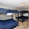 2 Bed, 1 Bath, Upper Level Unit