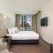 Clarion Suites Gateway
