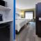 Holiday Inn Express Hotel & Suites Woodhaven by IHG