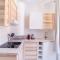 Cosy 36m With Nice Sea View Center Village !