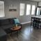 Modern Guesthouse w Private Patio and Hot Tub - 红木城