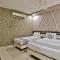 Hotel Planet - Vadodara