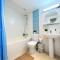 Napa Blue Apartment, XXL Pool,in Hearth of Ayia Napa