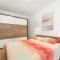 Apartment Mariuccia with Private Pool
