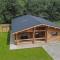 Aspen Lodge, Amazing New Log Cabin with Hot Tub - Sleeps 6 - Felmoor Park - Morpeth