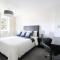 Virexxa Aylesbury Centre - Deluxe Suite - 3Bed House with Free Parking - Aylesbury