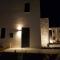 myLithos Suites - Monolithos