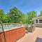 Cozy Poconos Cottage with Hot Tub Near Lake Harmony!