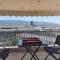 Penthouse spacious w super wifi & terrace, 2 min from metro - Atény