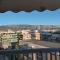 Penthouse spacious w super wifi & terrace, 2 min from metro - Atény