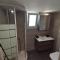 Penthouse spacious w super wifi & terrace, 2 min from metro - Atény