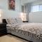 Lovely 1BR Secondary suite with Separate entrance