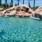 LuxHome Suites in Mansion