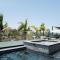 New Modern Luxury Estate - Pool, Slide, Grotto - San Diego