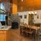 BLUEBEARY PINES-PERFECT ESCAPE-PRIVATE HOT TUB-WALK to SKI SHUTTLES - Big Bear Lake