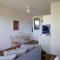 Byron Bay Accom - North Beach Houses 44 Bayshore Drive - No pool in studio - Byron Bay