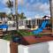 Las Brisas 71