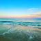 Amazing Views at a Complete Resort BY rent4us - هوليوود