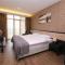 PENTAHOR HOTEL