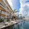 Hive Cancun by G Hotels