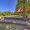 Falling Water Chalet Upper Unit Near Bike Trails!