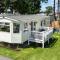Dog Friendly Lovely Caravan by Beach Prestatyn N Wales 6 Berth Read full Host details before booking Mon in to Fri out Fri in to Mon out Mon to Mon Fri to Fri ONLY - 普利斯坦丁